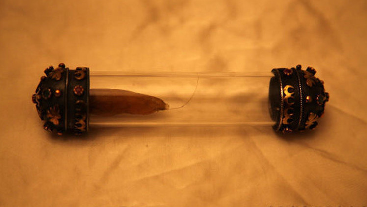 تار موی حضرت محمد (ص) به مسکو می رود + عکس